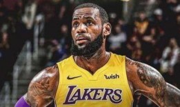 nba最新爆料信息,揭秘球星转会内幕与未来动向！